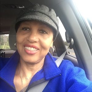 Meet your Posher, Christine